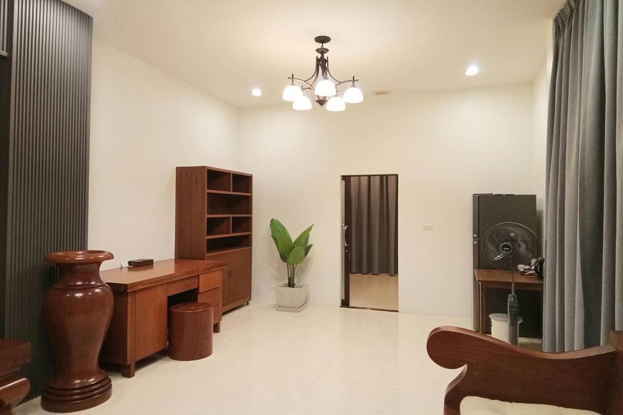 Sanaepatan Home Resort - เสน่ห์ป่าตาล โฮม รีสอร์ต Ban Buak Khang Exteriér fotografie