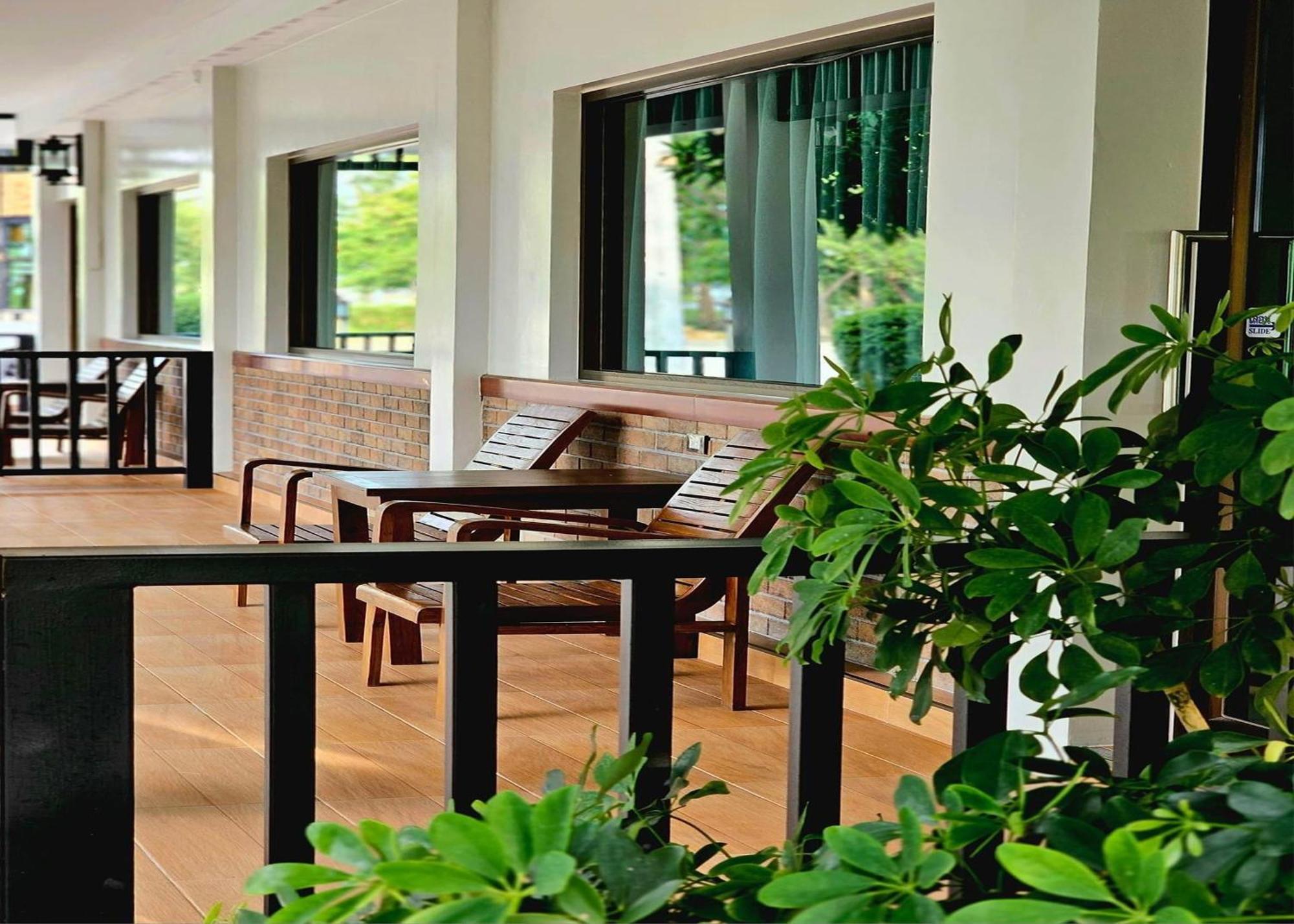 Sanaepatan Home Resort - เสน่ห์ป่าตาล โฮม รีสอร์ต Ban Buak Khang Exteriér fotografie